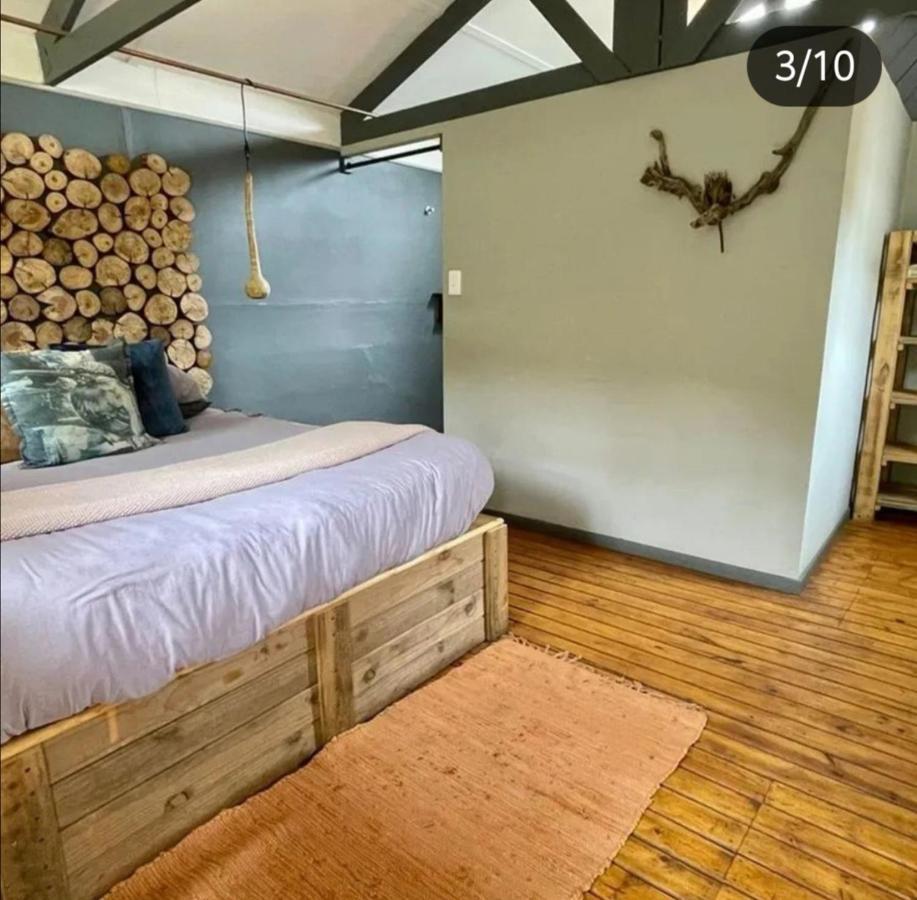 Treur River Lodge Moremela エクステリア 写真