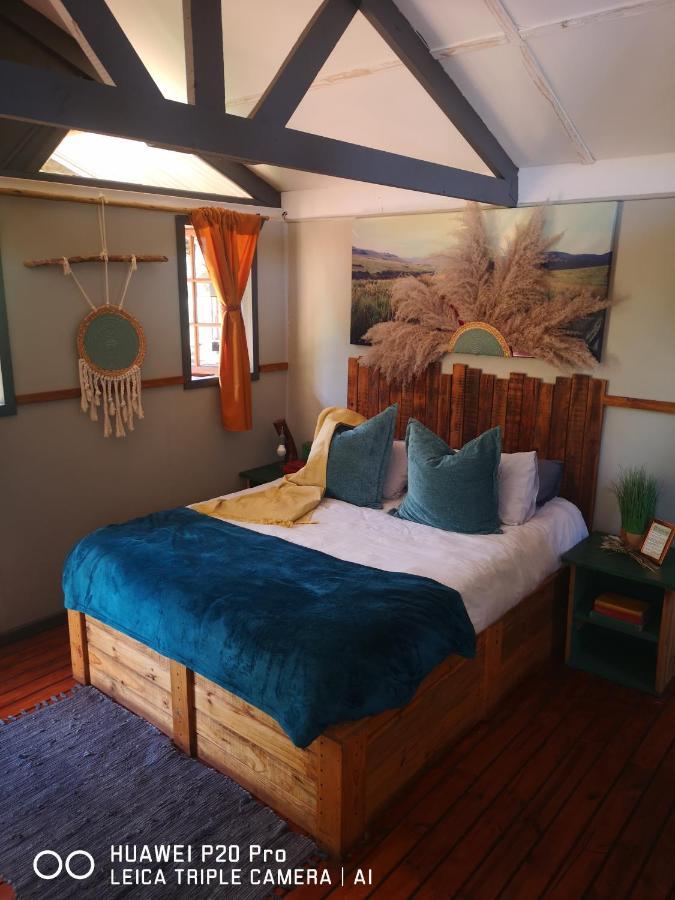 Treur River Lodge Moremela エクステリア 写真