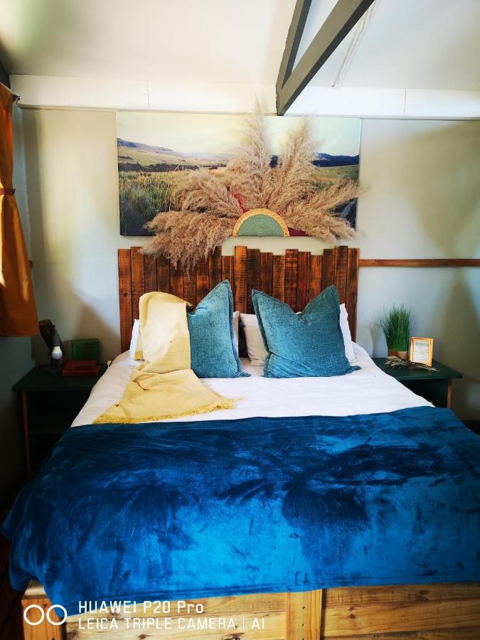 Treur River Lodge Moremela エクステリア 写真